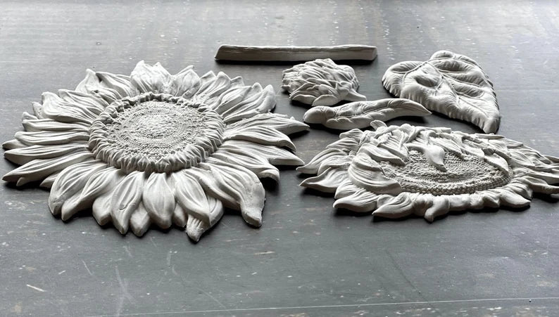 IOD SUNFLOWERS Décor Mould 6 x 10 (Iron Orchid Designs)
